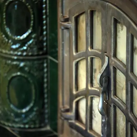 Garabi Udvarhaz Garáb